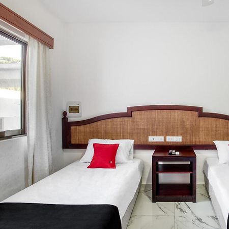 Capital O Hotel Yukon Playa del Carmen Exterior photo